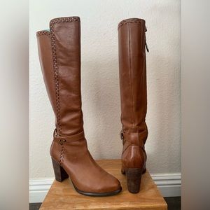 UGG TALL SHAFT LEATHER BOOTS CAMEL BROWN WITH STACKED HEEL AND WHIPSTITCH DETAIL